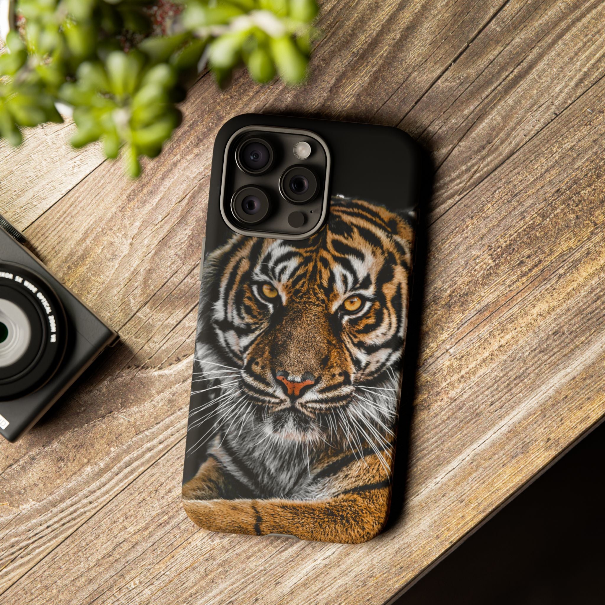 Tiger Eye - Tough Guard Apple iPhone Case